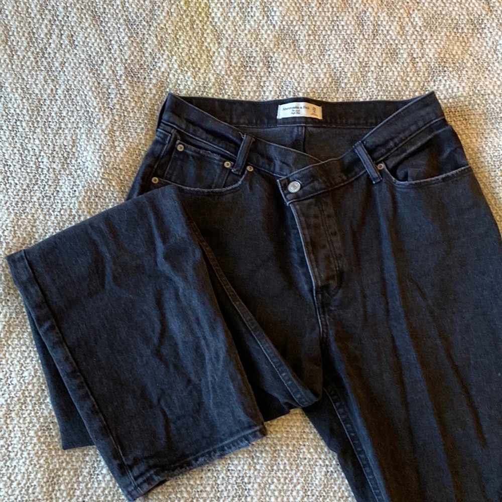 Black Abercrombie jeans